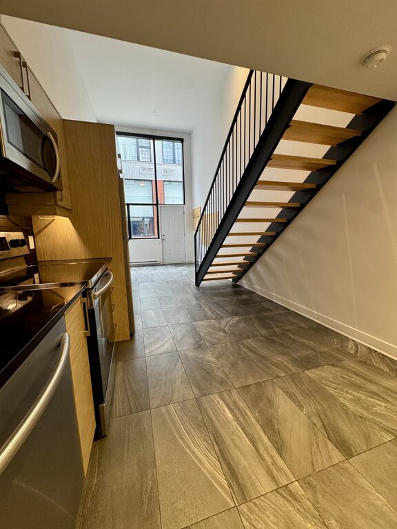 Appartement   3½- 1310 Rue Ontario E, Ville-Marie (Centre-Ville, Vieux-Montréal)