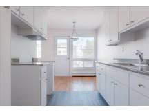 1 Bdrm available at 2415 Chemin Sainte-Foy, Quebec City - 2415 Chemin Sainte-Foy, Quebec
 thumbnail 21