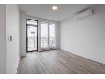 1 Bedroom - 2705 Bates, Outremont
 thumbnail 1