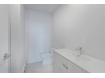 1 Bedroom - 2705 Bates, Outremont
 thumbnail 23