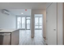 1 Bedroom - 2705 Bates, Outremont
 thumbnail 3