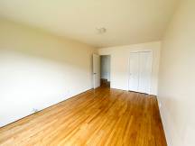 One bedroom - 435-455 Avenue Roy, Dorval
 thumbnail 5
