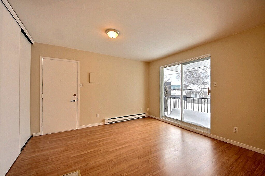 Bottom Image