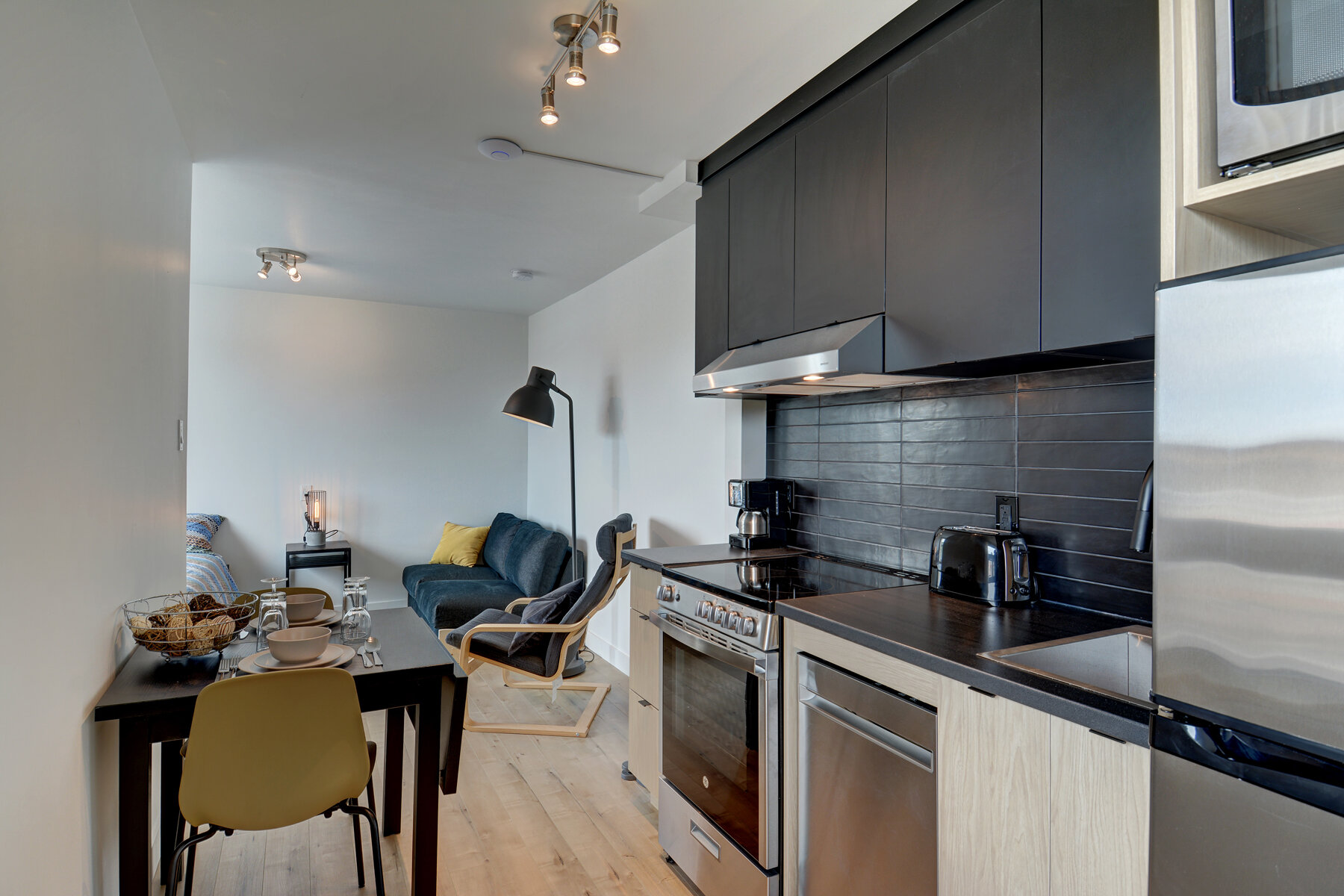 Loft   1½- 2419 Rue Évangéline, Beauport (Québec)