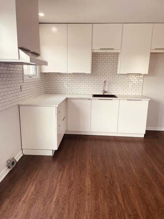 Bottom Image