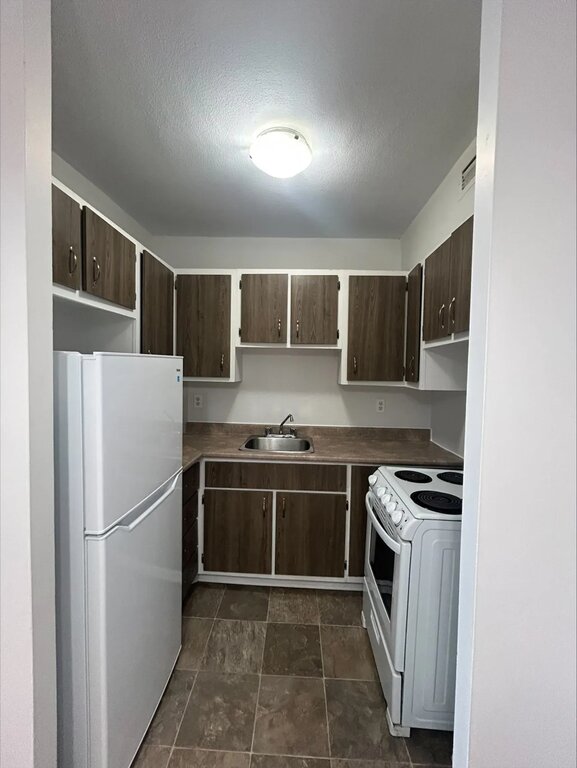 Studio   1½- 7400, rue Sherbrooke Ouest, Côte-des-Neiges/Notre-Dame-de-Grâce (Montréal)