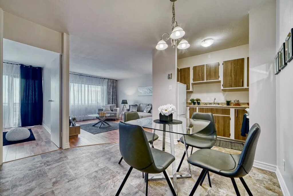 Appartement   4½- 7400, rue Sherbrooke Ouest, Côte-des-Neiges/Notre-Dame-de-Grâce (Montréal)