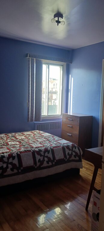 Chambre & Colocation 
                9½- 350 Legendre ouest, Ahuntsic-Cartierville (Montréal)