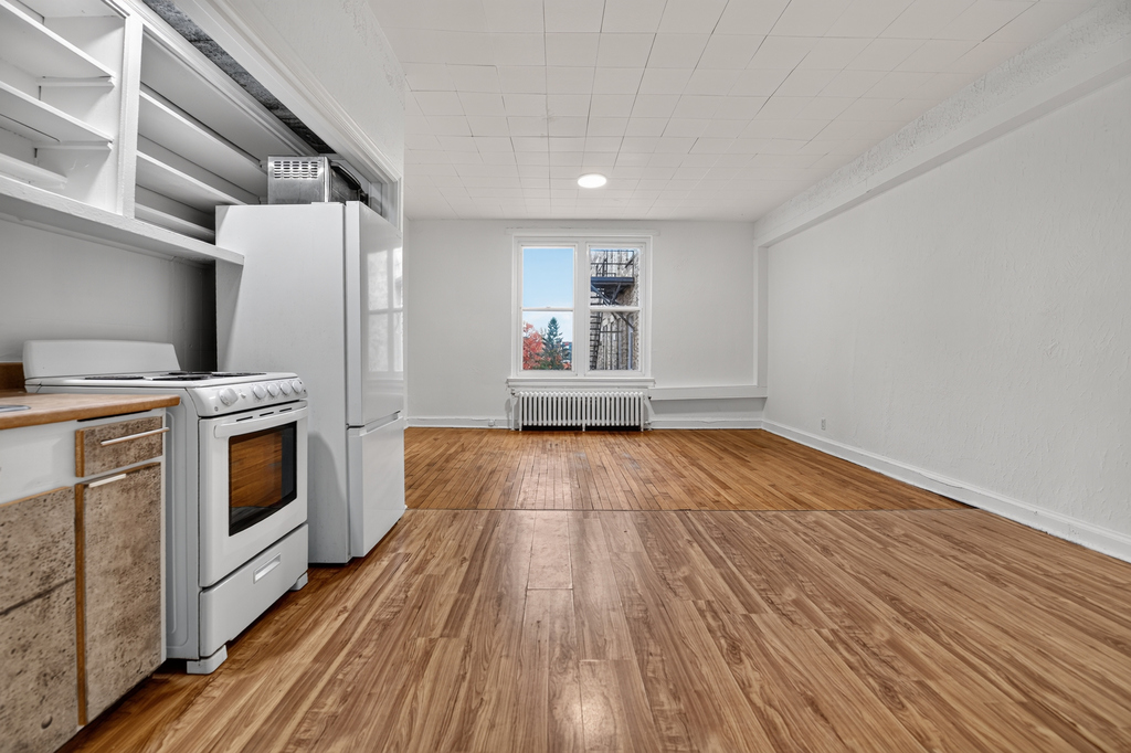 Studio   1½- 155 rue Wellington Nord, Les Nations (Sherbrooke)