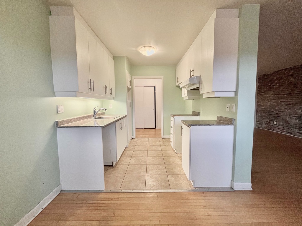 Appartement   4½- 3072 Rue des Châtelets, Sainte-Foy/Sillery/Cap-Rouge (Québec)