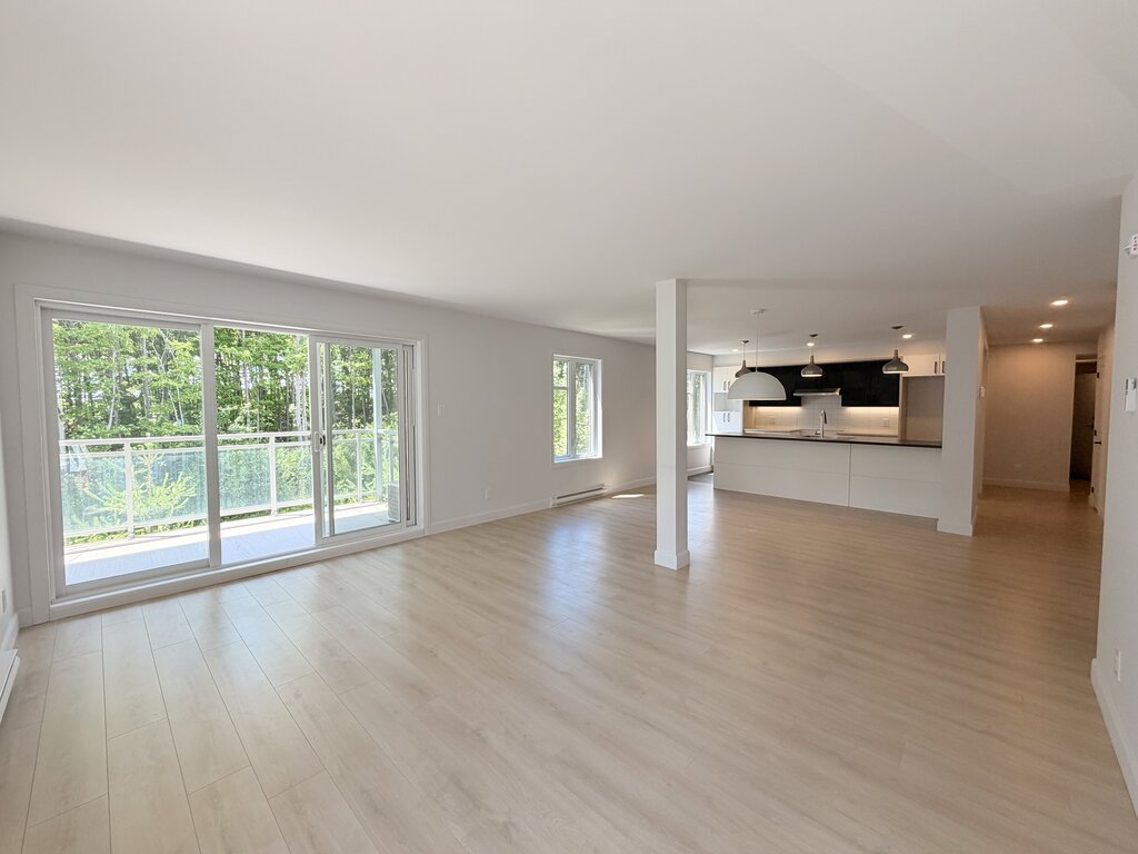 Appartement   4½- 931 rue de l'École , Les Chutes-de-la-Chaudière-Ouest (Lévis)