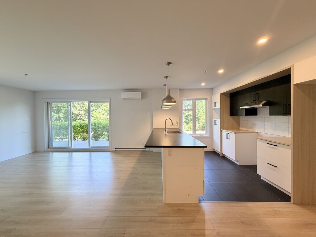 Appartement   4½- 1001 rue de l'École, Les Chutes-de-la-Chaudière-Ouest (Lévis)