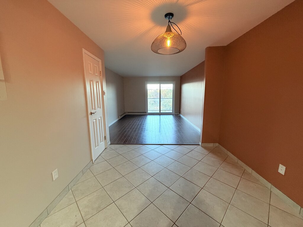Appartement 
                4½- 3146 France-Prime, Sainte-Foy/Sillery/Cap-Rouge (Québec)