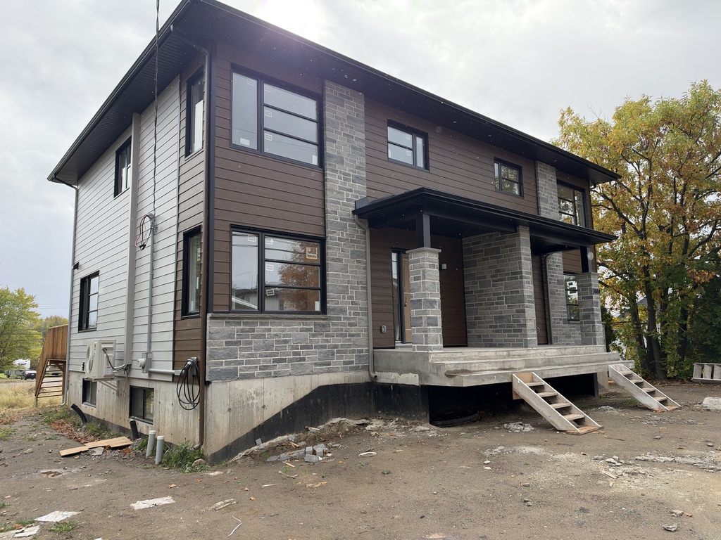 Maison 
                10½- 2884 rue gravel, Les Chutes-de-la-Chaudière-Est (Lévis)