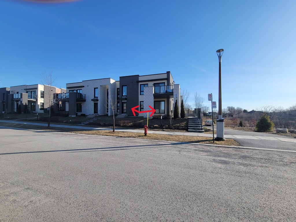 Condo 
                4½- 876 Anne Hébert, Terrebonne (Terrebonne)