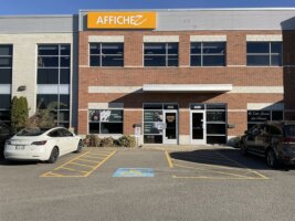 Bureau  - 4293 Autoroute des Laurentides Est, Sainte-Rose (Laval)