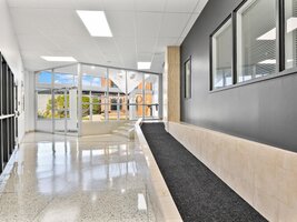 Local  - 740 Rue Galt O. 013,013B, Les Nations (Sherbrooke)