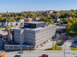 Local  - 740 Rue Galt O. 013, Les Nations (Sherbrooke)