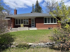 Maison 10½ - 8, Hormidas-Dupuis, Hull (Gatineau)