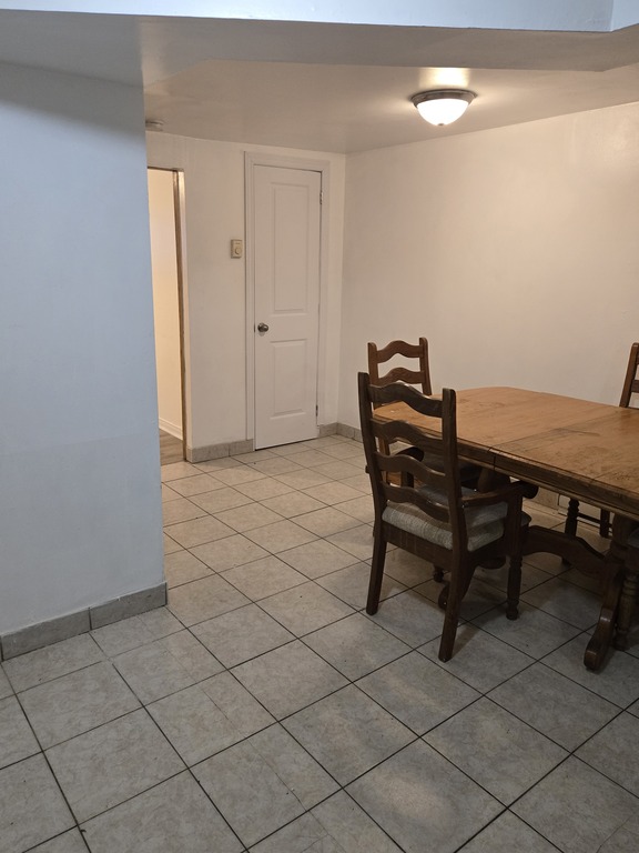 Appartement   3½- 7752A, Villeray/Saint-Michel/Parc-Extension (Montréal)