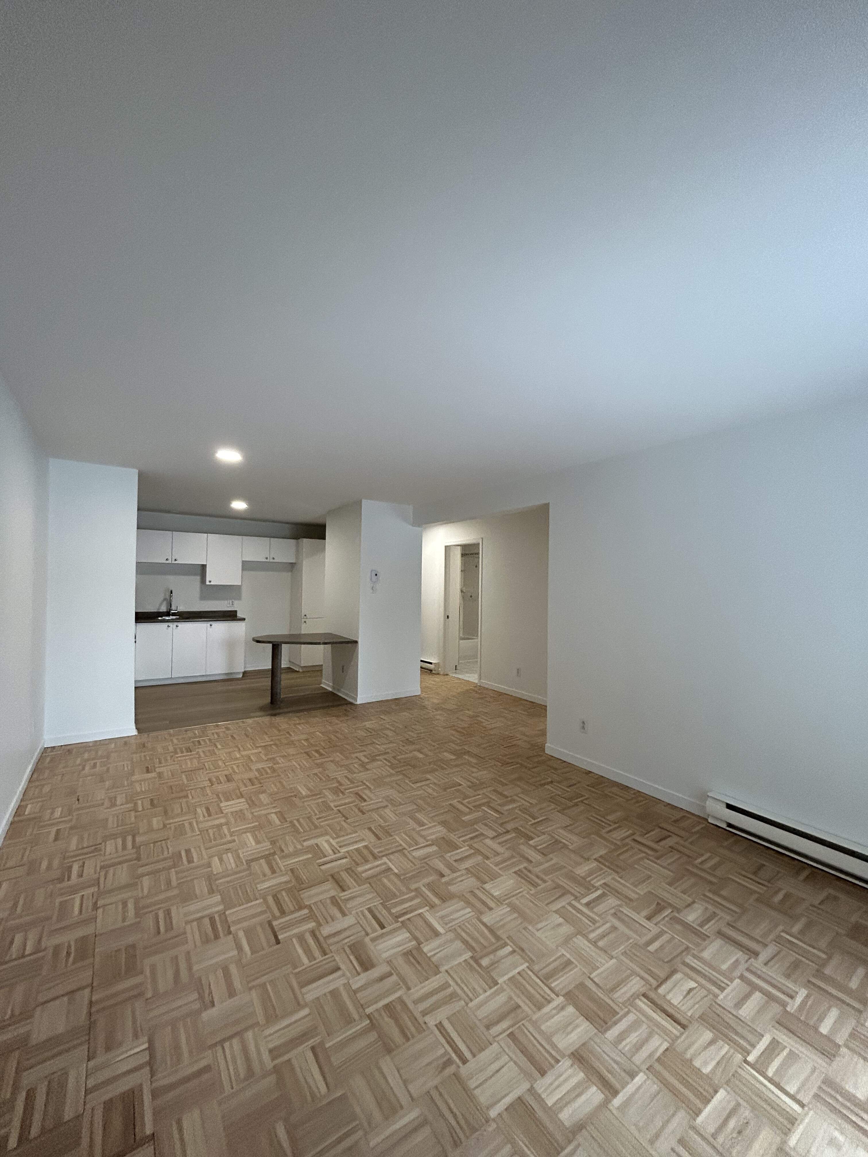 Appartement   3½- 990 Rue de la Visitation Saint-Charles-Borromée  , Saint-Charles-Borromée