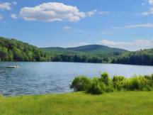 Waterfront | Facing the Mountain in Estrie
 thumbnail 4