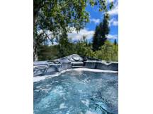 Stunning Log Chalet - Private Hot Tub/Pool Table
 thumbnail 17