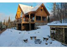 Log Cabin Bliss: Luxury 4BR | 10 Guest | Tremblant
 thumbnail 33