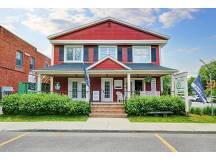 853 Mountain View Condo in the Heart of Bromont
 thumbnail 1