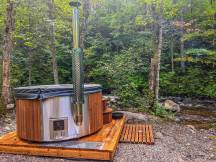 Waterfront/Hot tub River Luxurious Shack in Forest
 thumbnail 2