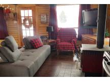Chalet Lac-Calmie log cabin with private lake
 thumbnail 10