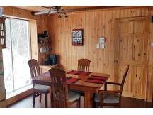 Chalet Lac-Calmie log cabin with private lake
 thumbnail 11