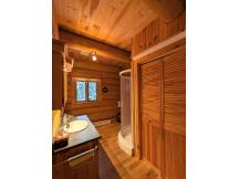 Beautiful log cabin, rustic and cosy
 thumbnail 13