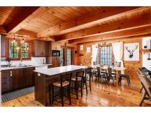 Laurentian wood cabin-king size suite-4 season spa
 thumbnail 10