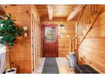 Laurentian wood cabin-king size suite-4 season spa
 thumbnail 35
