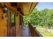 Laurentian wood cabin-king size suite-4 season spa
 thumbnail 40