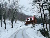 Laurentian wood cabin-king size suite-4 season spa
 thumbnail 47