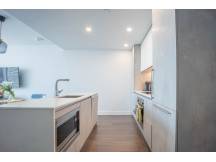 Luxurious 2 beds 2 baths in Downtown Montreal
 thumbnail 1
