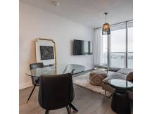 Luxurious 2 beds 2 baths in Downtown Montreal
 thumbnail 1
