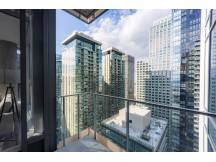 Luxurious 1bed 1bath downtown Montreal
 thumbnail 15