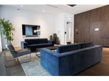 Luxurious 1bed 1bath old port Montreal
 thumbnail 21