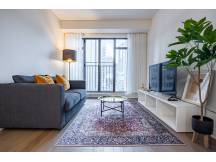 Luxurious 1bed 1bath old port Montreal
 thumbnail 6