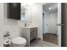 Luxurious 1bed 1bath downtown Montreal
 thumbnail 1