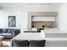 Luxurious 2 beds 2 baths in Downtown Montreal
 thumbnail 2
