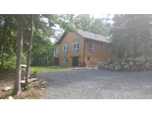 Spacious cottage with private access to Souris Lake
 thumbnail 18