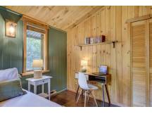 Relaxing rustic chalet and outdoors
 thumbnail 13