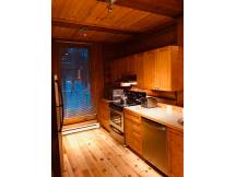 Log Cabin with Spa at Lake Superior | Trembling
 thumbnail 14