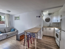 Appartement 
                3½- 833, laurier, Beloeil