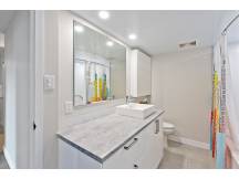 3 Bedroom | 1 Bathroom - 215 Rue Bellevue, Sherbrooke
 thumbnail 5