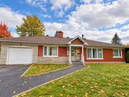 Maison 15½ - 2210,Rue d'Youville, Les Nations (Sherbrooke)